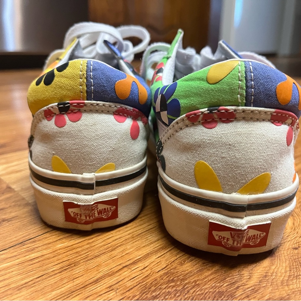 Colorful VANS - Picture 4 of 4